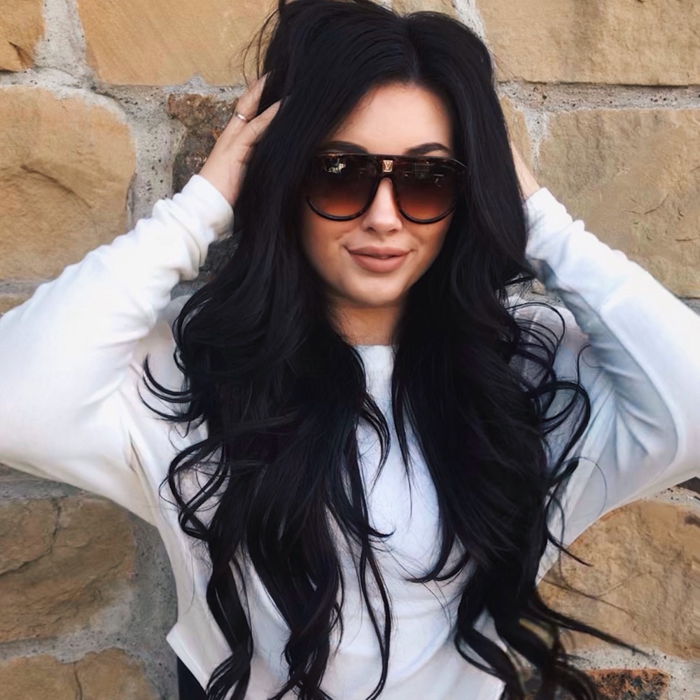 Meet your Posher, Whitney